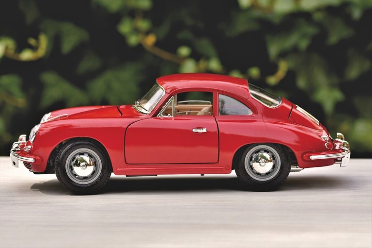 Découvrez les Différents Modèles de Porsche à Louer sur Roadstr: 911, Cayenne, Panamera et Plus